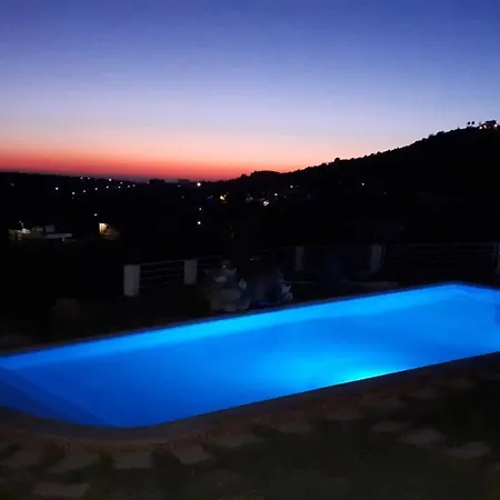 빌라 Monte Velho *